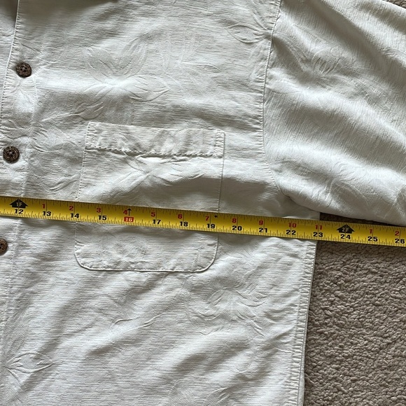 Island Shores 100% Silk Men’s Button Down Shirt L Hawaiian Neutral Cream Casual - Picture 10 of 12